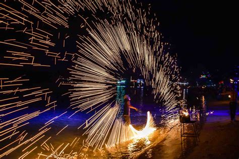 A Festa da Lua Cheia: Uma Noite Mística com Bintang!